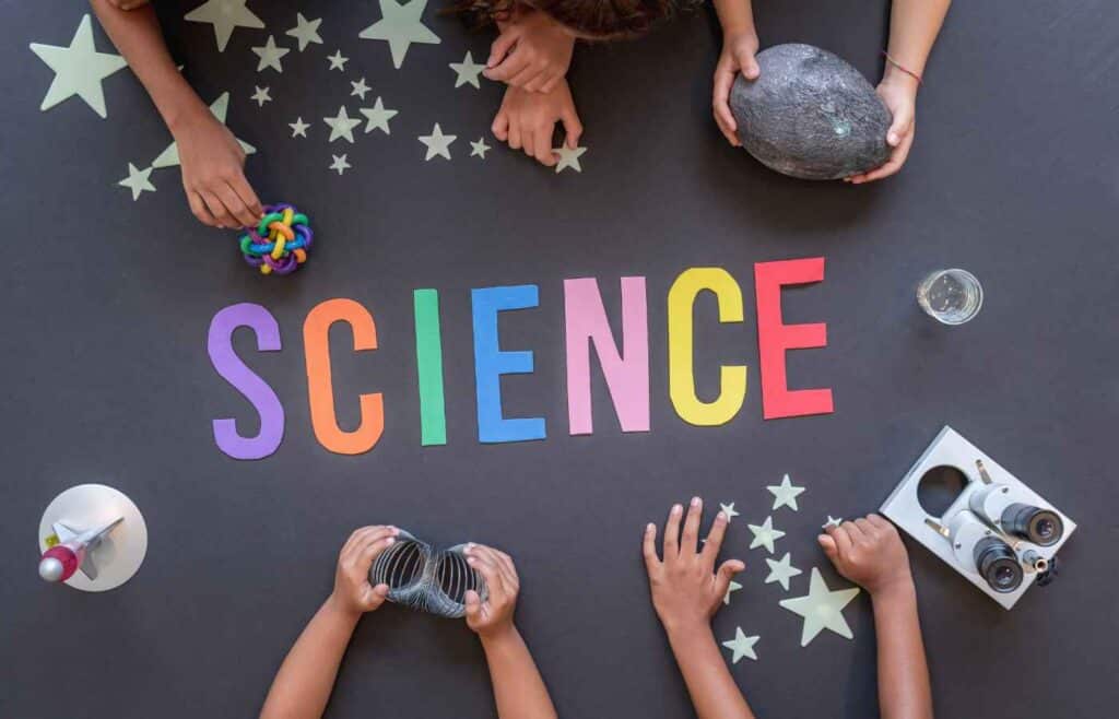 Facts about Gravity  Science with Kids.com