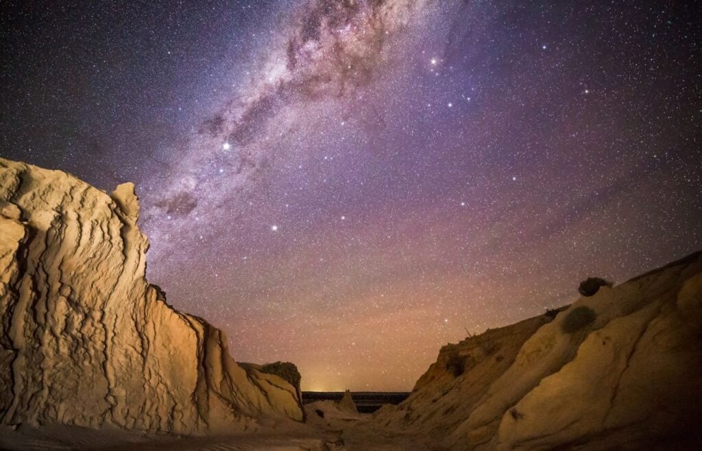 A starry night with a view of the Milky Way in the desert