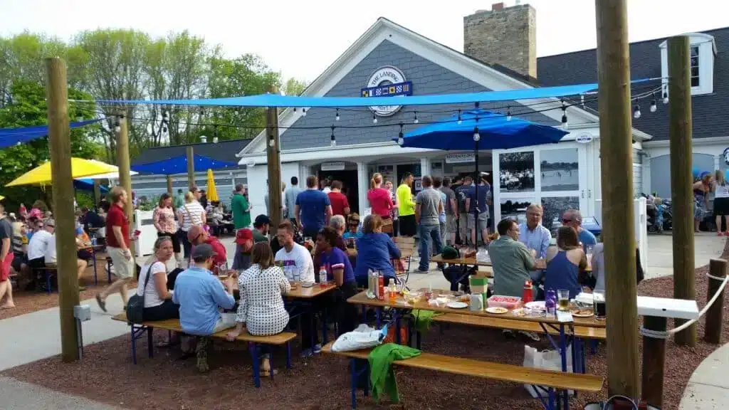 People lilining up to order their meials at the Landing at Hoyt Park