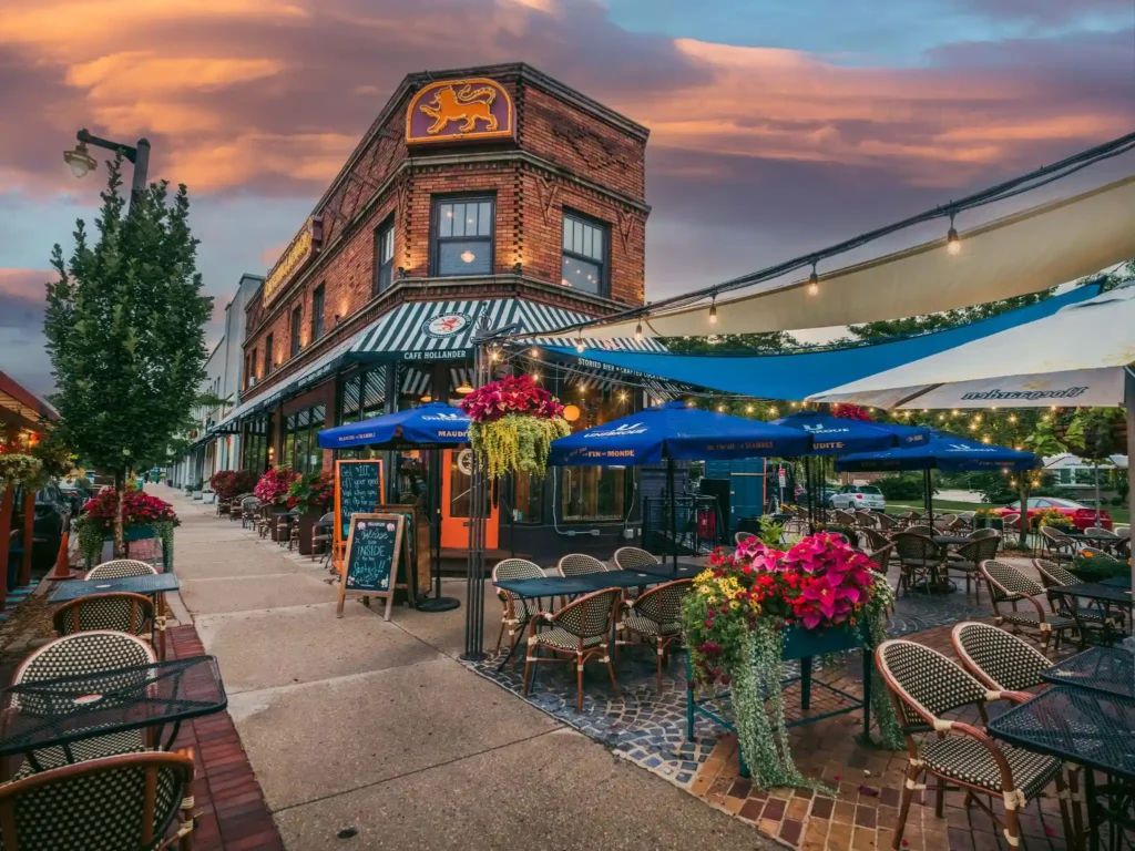 Brunch outdoor seating with umbrellas at Café Hollander in Milwaukee